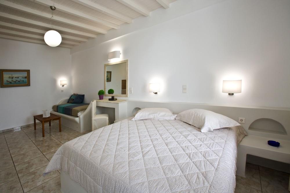 Porto Raphael Residences & Suites Agios Ioannis  Exterior photo